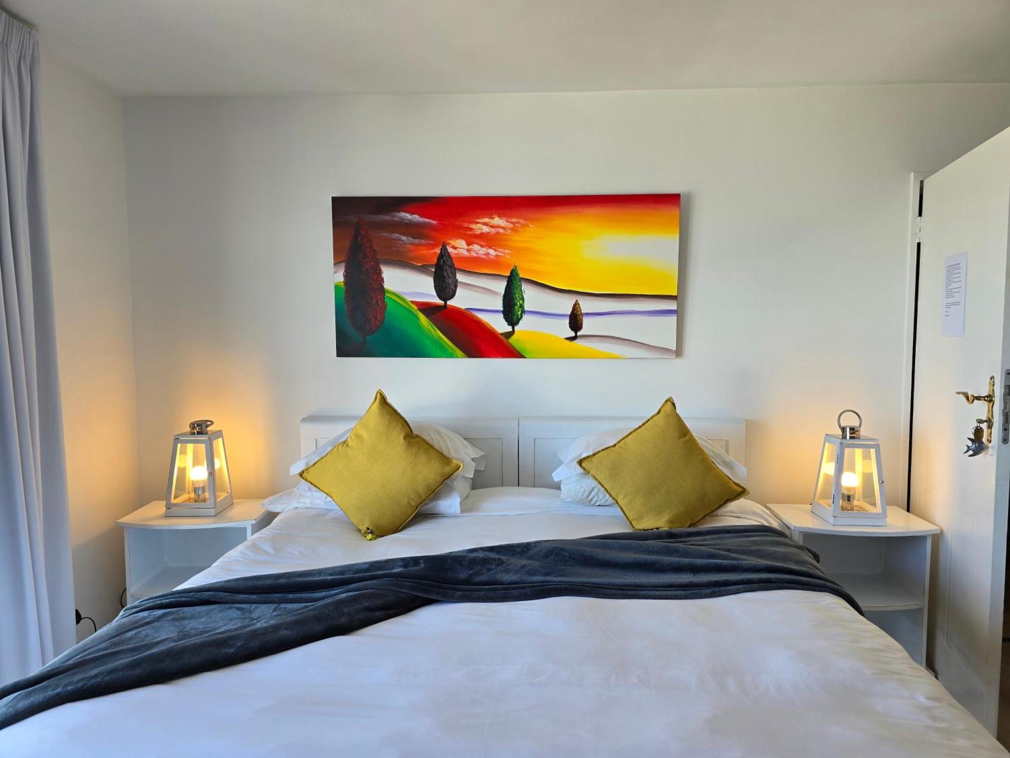 Swept Away Guesthouse - No-Loadshedding Yzerfontein Exterior foto